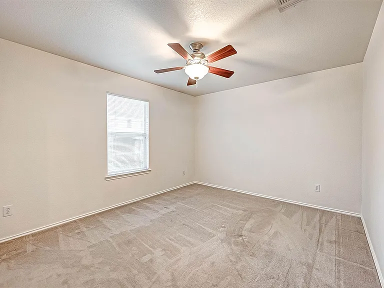 7910 Raven Creek Ln — Photo 22