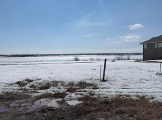 3608 Lakeshore Dr, Bonnyville, AB T9N 0E9