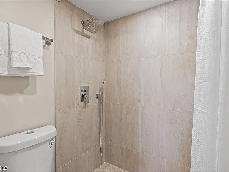 13211 Whitehaven Ln #1504 — Photo 17