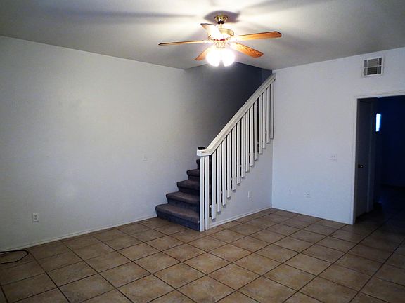 3rd image of 2015 E Hill Ter