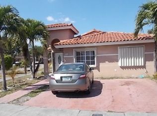3195 W 68th Pl, Hialeah, FL 33018