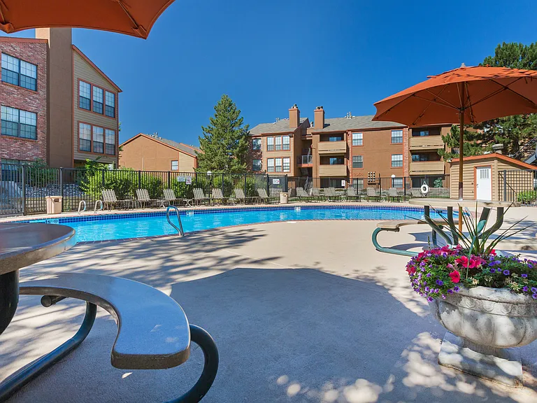 Winridge Apartments and Townhomes — Photo 22