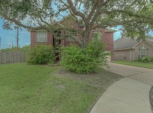 3803 Canton Dr, Pearland, TX 77584