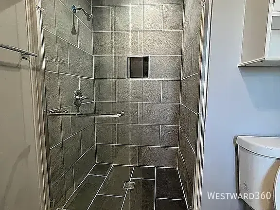 508 W 46th St #1 — Photo 3