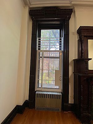 4th image of 245 Jefferson Ave APT 2