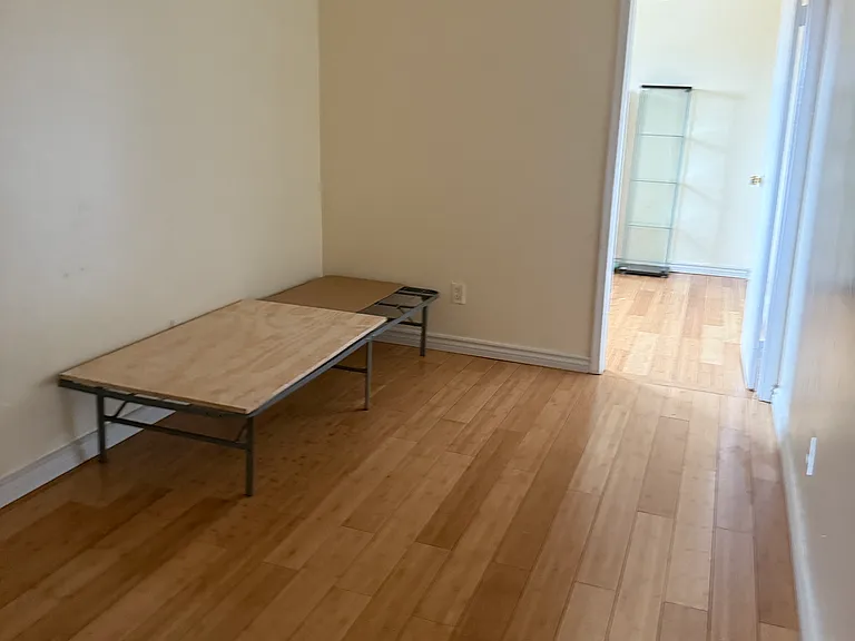 9821 101st Ave #2L — Photo 1