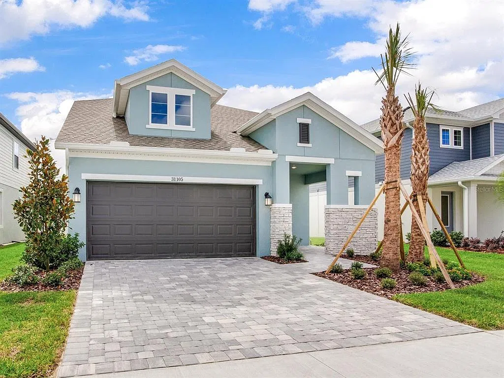 4 bed, 3.5 bath, 2222 sqft, $3,500 — Photo 2