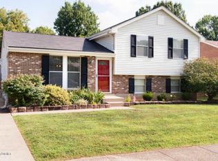 9111 Loch Lea Ln, Louisville, KY 40291