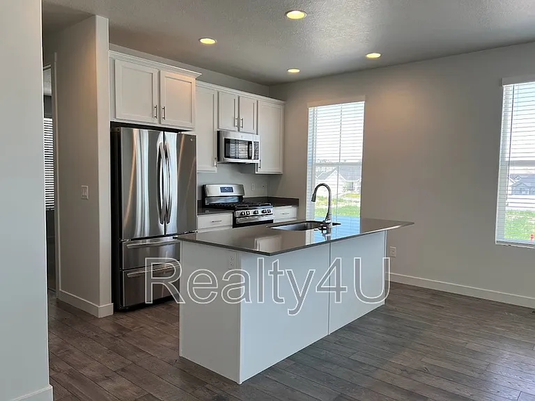 2771 N 3870 W — Photo 3