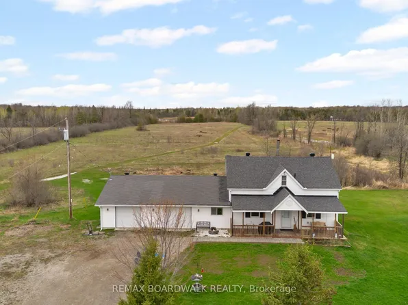 1758 Nolans Rd, Montague, ON K7A 4S6