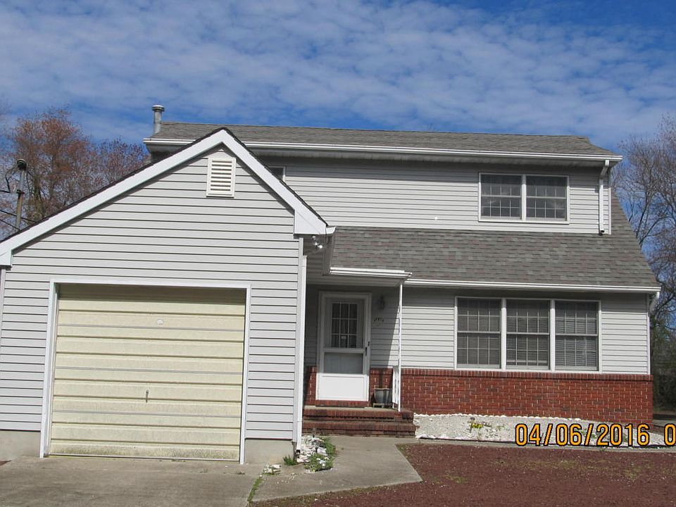1st image of 755 Garfield Ave