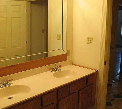 Large Guest Bathroom