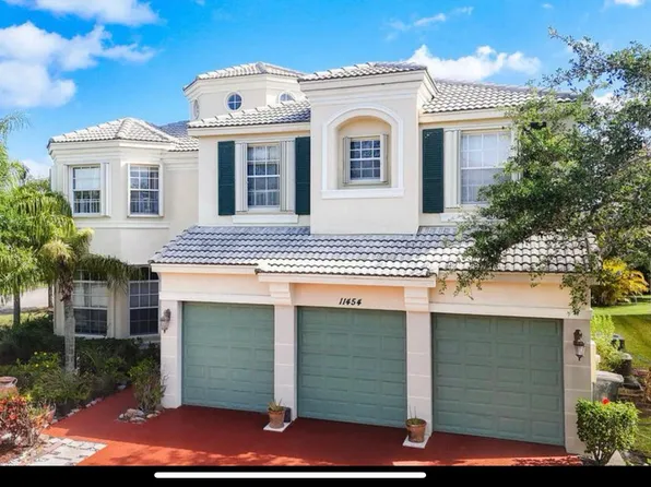 11454 SW Fieldstone Way, Port St Lucie, FL 34987