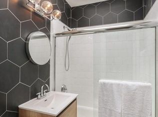 3765 N Racine Ave APT E, Chicago, IL 60613