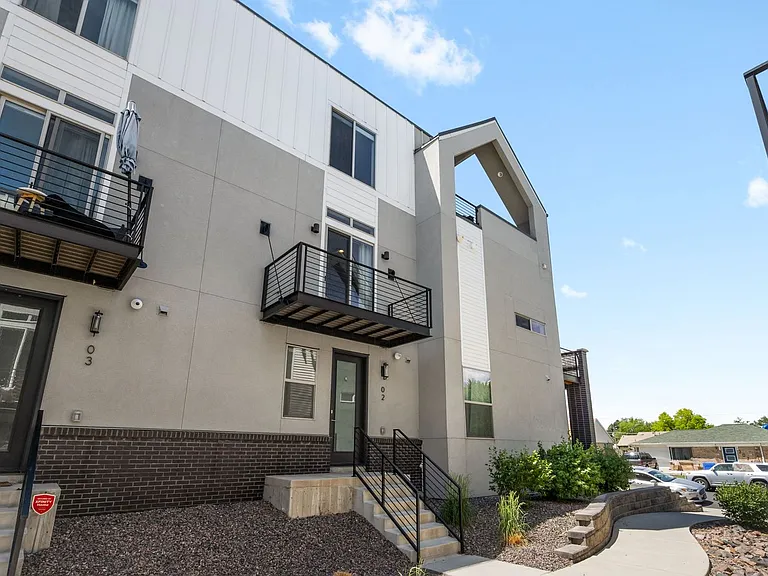 3060 N Wilson Ct #2 — Photo 20