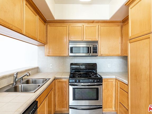 3rd image of 3328 Oakhurst Ave APT 306