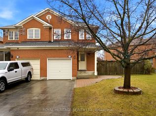 1251 Quest Cir, Mississauga, ON L5N 8B6
