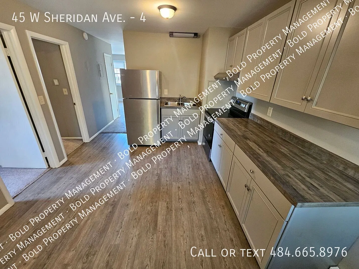 2 Bedroom 1 Bath Apartment — Photo 3