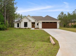 12 Old Roan Trl, Sumrall, MS 39482