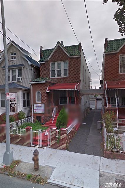 2nd image of 868 Lenox Rd