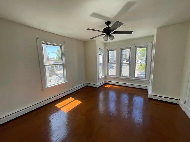 124 East St #2 — Photo 3