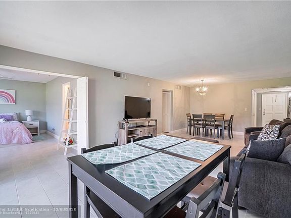 5th image of 3150 N Palm Aire Dr APT 109