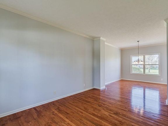 3rd image of 12736 Bent Oak Ct