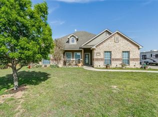 173 Williamsburg Ln, Springtown, TX 76082