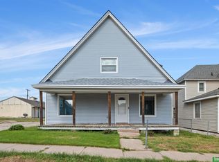 412 2nd St, Milford, NE 68405