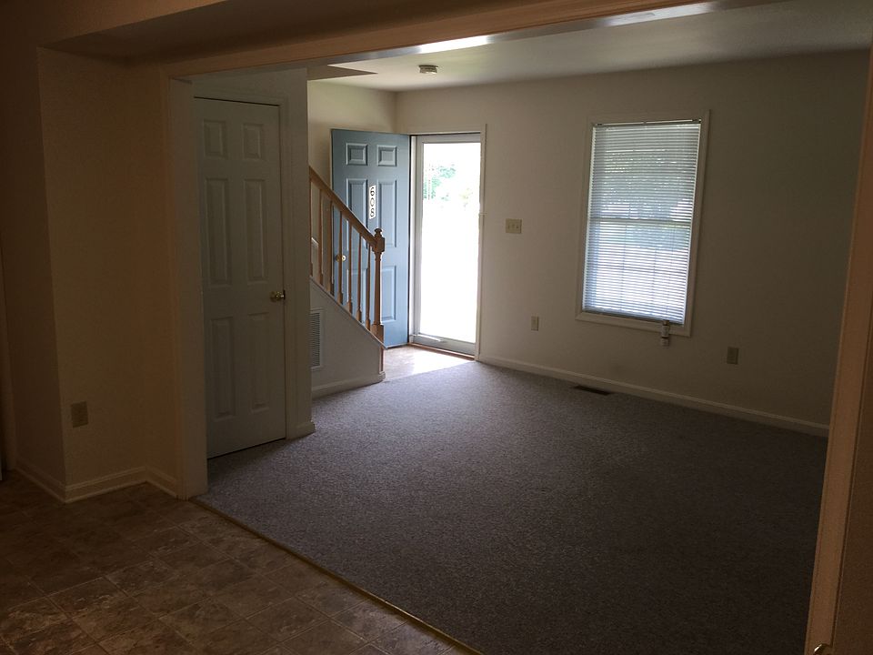 1st image of 608 610 Maryland Ave.