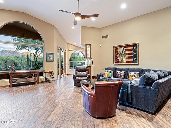 3rd image of 6384 N Desert Wind Cir