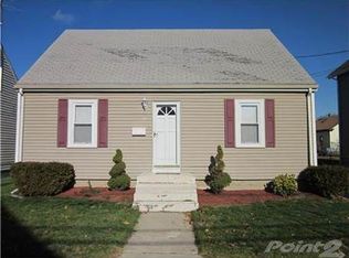 127 Francis Ave, Pawtucket, RI 02860