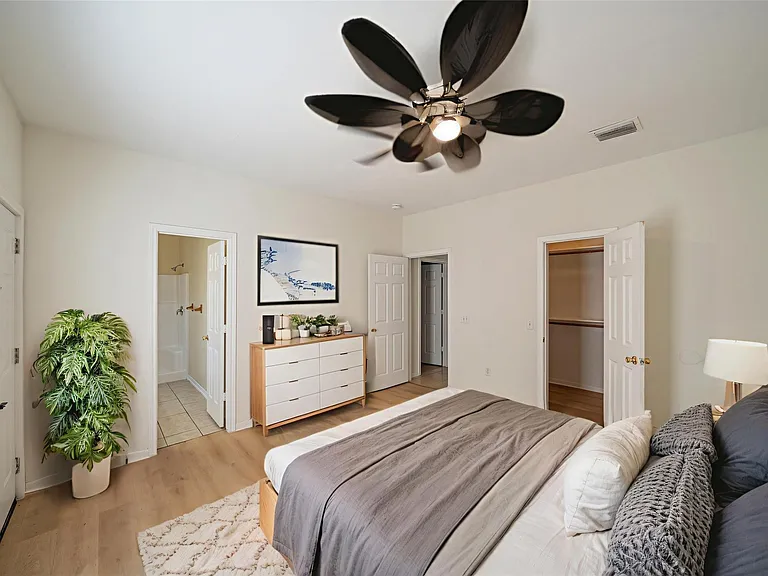 5502 Finch St #B — Photo 16