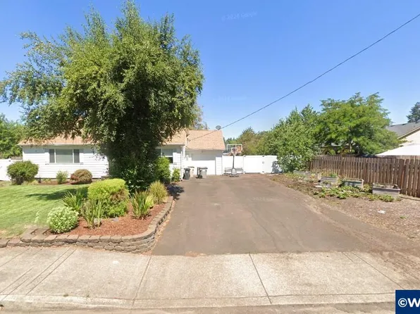 38855 SW 6th Ave, Scio, OR 97374