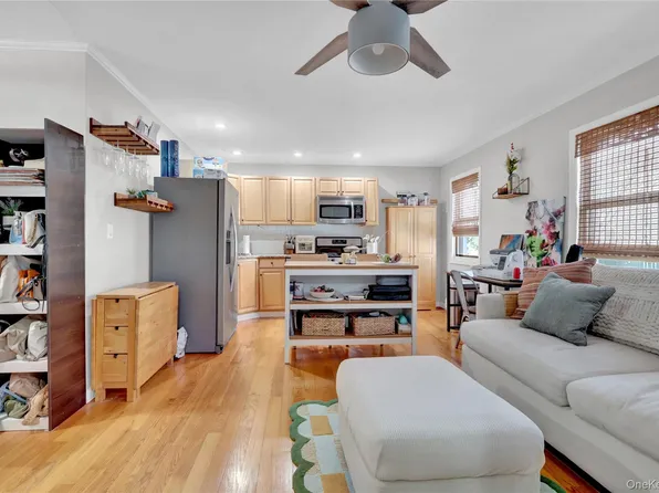 65 W Broadway #10A, Long Beach, NY 11561