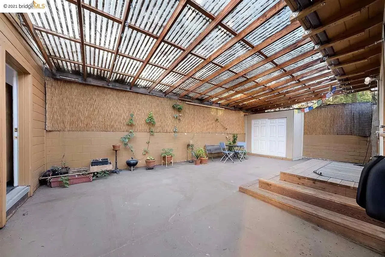2 bed, $2,675 — Photo 4