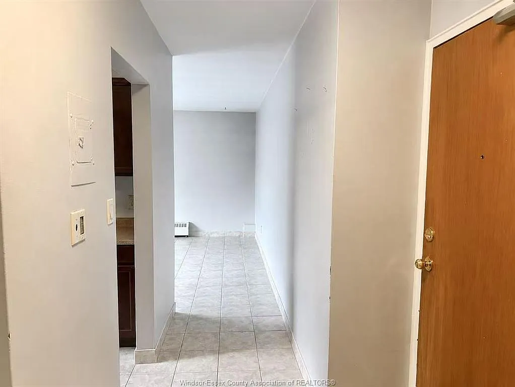 1 bed, 1.0 bath, $1,380 — Photo 3