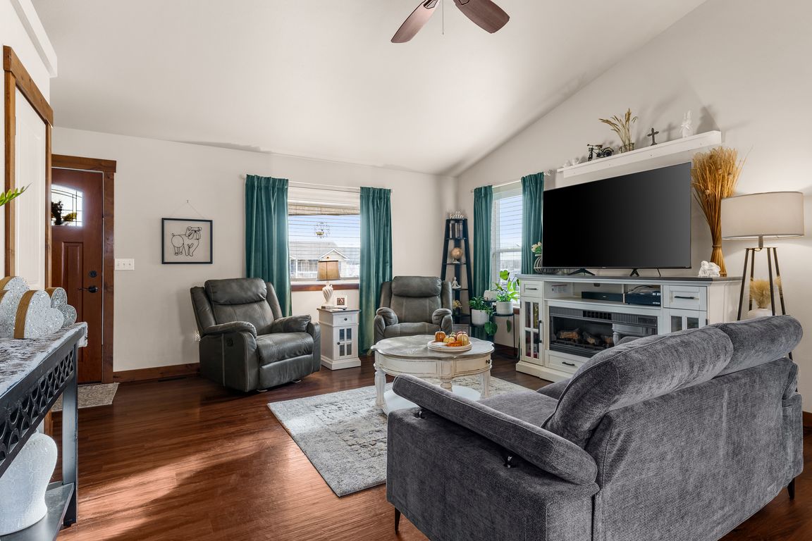 next background image