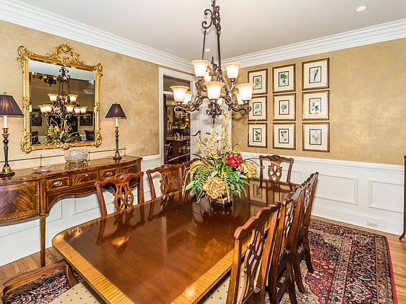 4th image of 9854 Saint Germaine Dr
