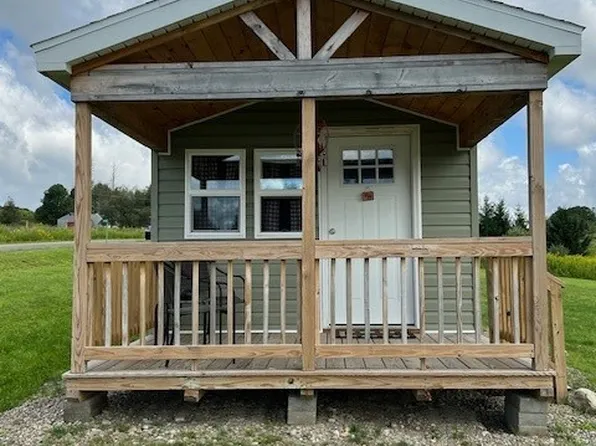 7982 Grove Rd, Franklinville, NY 14737