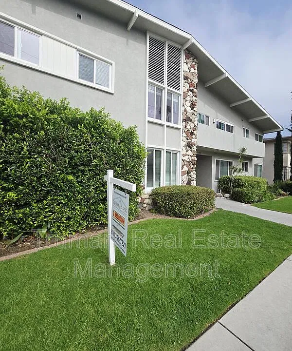 1303 N Brand Blvd #4