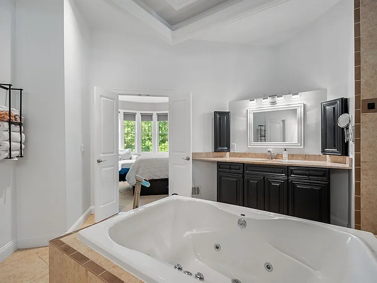 31 Cedar St — Photo 19