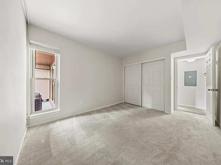 8511 Barrington Ct #S — Photo 19