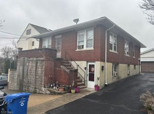 31 Quinn St, Paterson City, NJ 07501