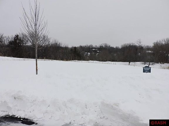 5th image of 1004 Applewood Ct
