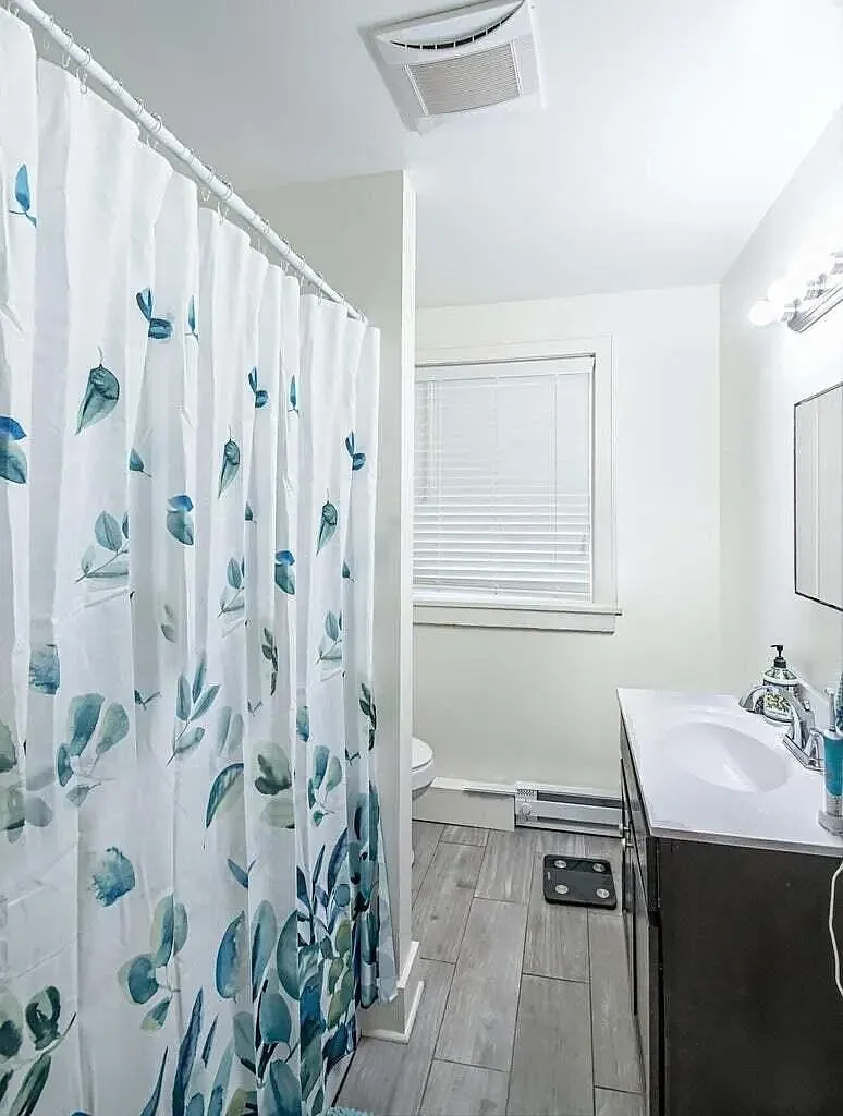 2 bed, 900 sqft, $1,500 — Photo 4