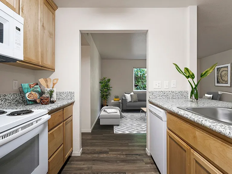 Pine Tree Apartments — Photo 15