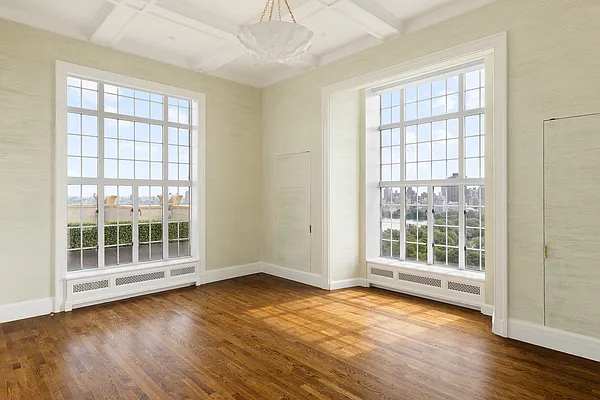 Bedroom, photo 2