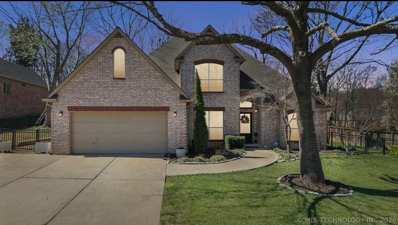 4 bed, 2845 sqft, $3,800 — Photo 1