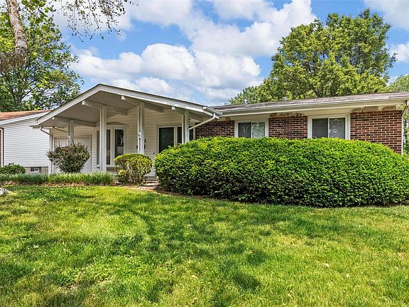 2nd image of 1479 Brenthaven Ln